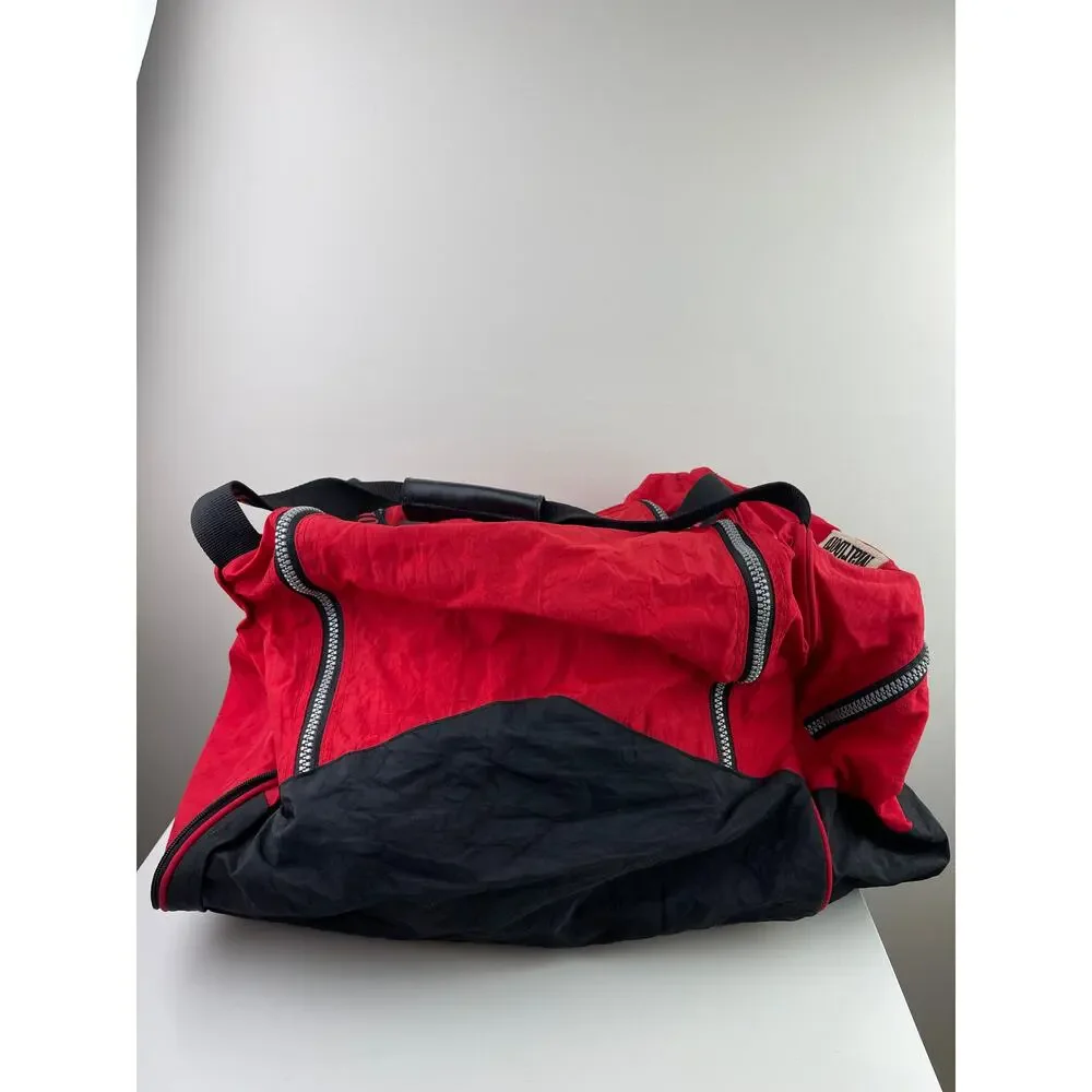 Vintage MARLBORO Red Black Duffle Bag Strap +Removable Backpack Memorabilia RARE